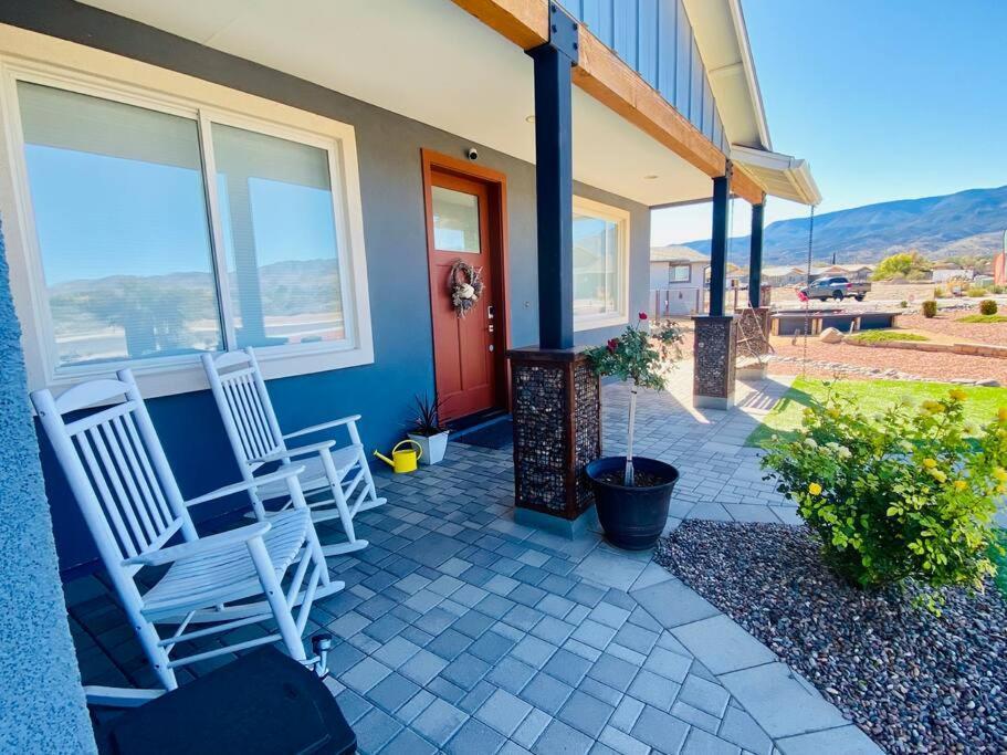 Modern 3 Bedroom Home Cottonwood Bagian luar foto