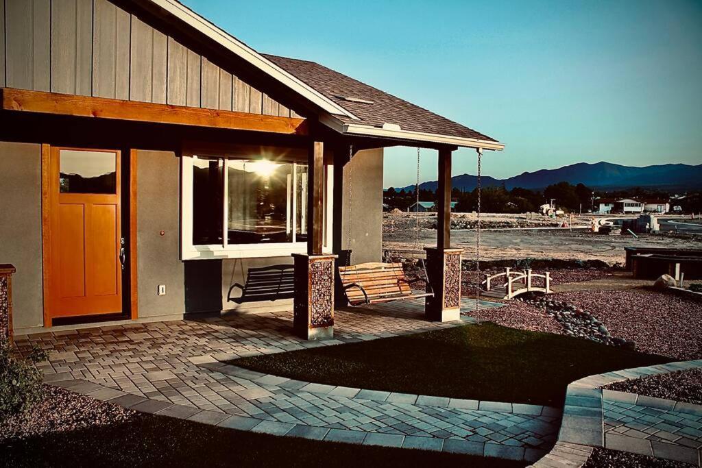 Modern 3 Bedroom Home Cottonwood Bagian luar foto