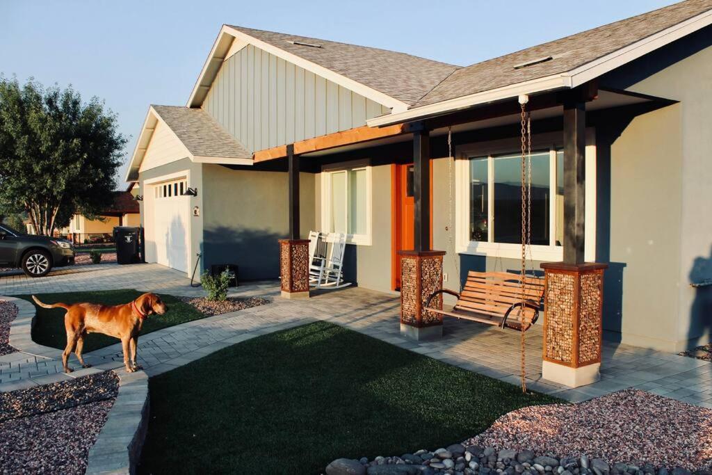 Modern 3 Bedroom Home Cottonwood Bagian luar foto